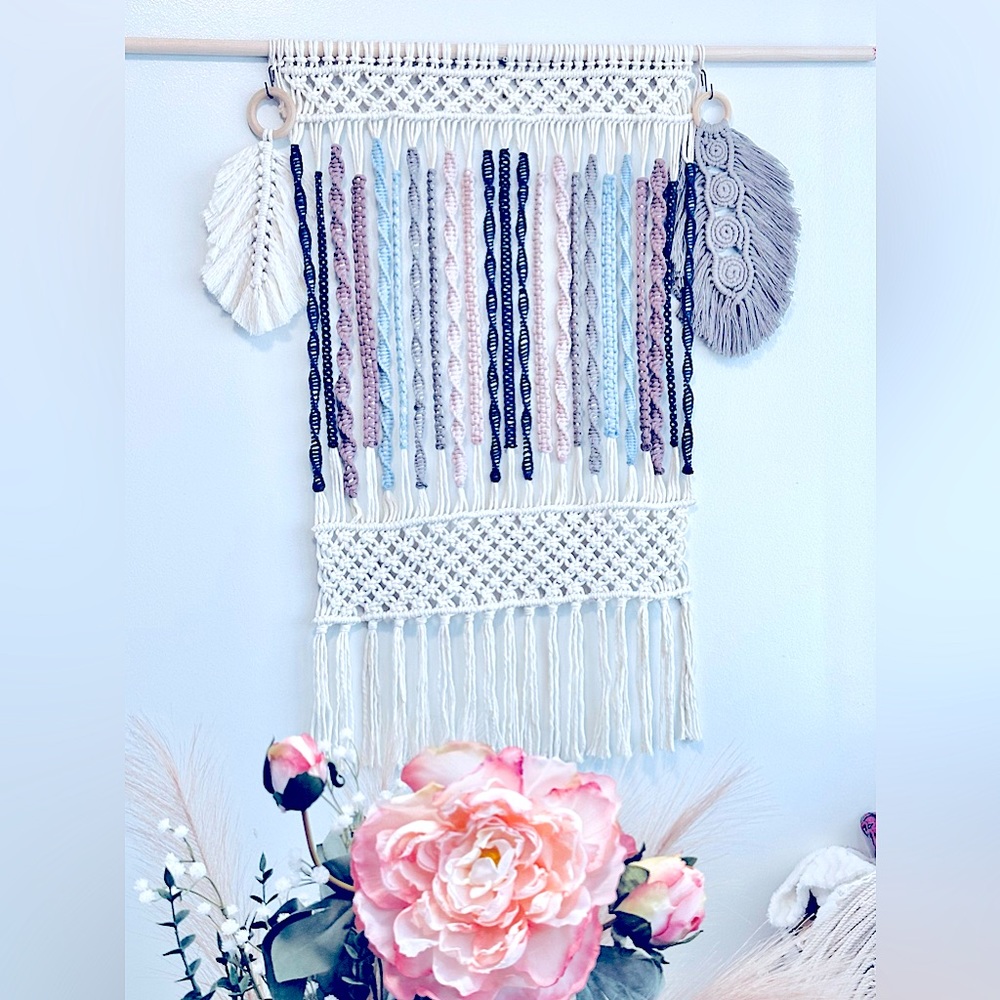 Soul Embellishment’s LG 3ft Handwoven Macramé Wall Piece Artwork BÖHÖ Home Decor